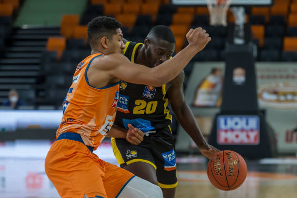 众揭开了他 众揭开了他