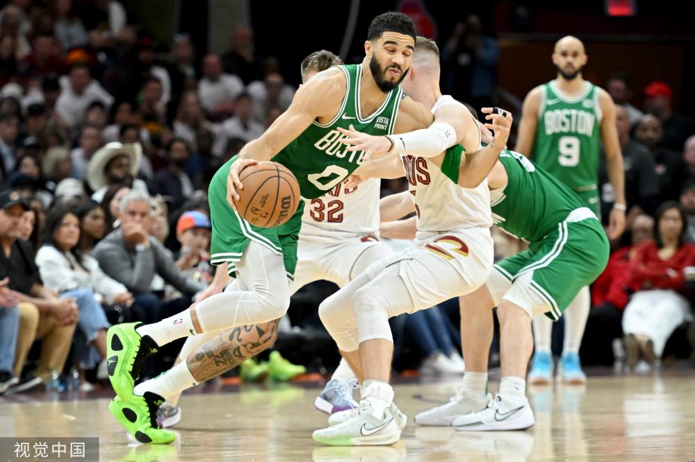 周跃龙凭借 周跃龙凭借